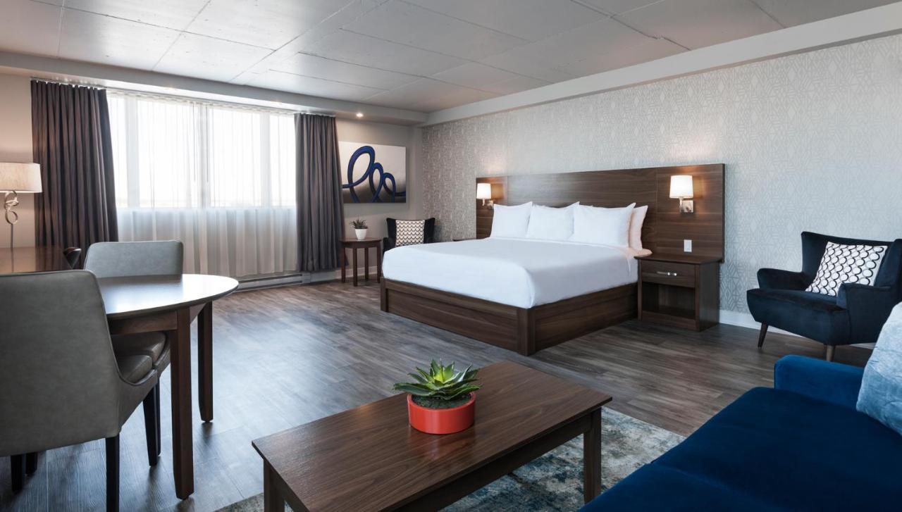 Imperia Hotel Et Suites ブーシャーヴィル エクステリア 写真
