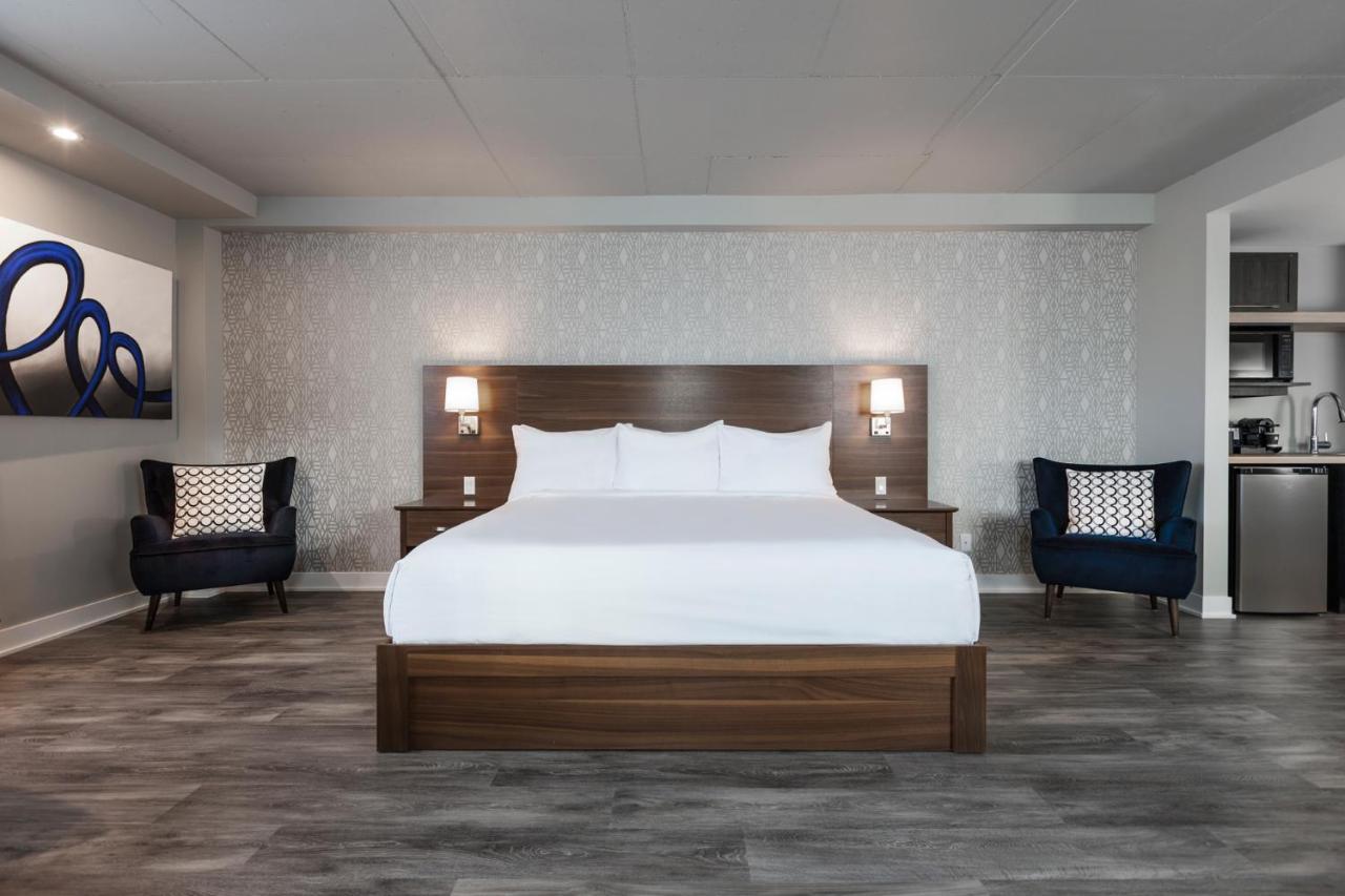 Imperia Hotel Et Suites ブーシャーヴィル エクステリア 写真